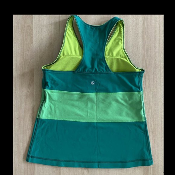 Lululemon Green Colorblock Racerback Top Built-In Bra Removable Pads - Picture 1 of 8